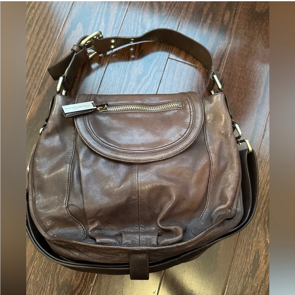 Kenneth Cole New York mushroom grey leather bag with shoulder & crossbody straps - Picture 6 of 16